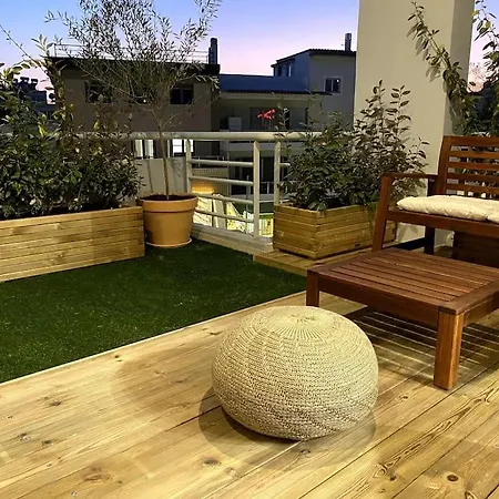 Spacious And Sunkissed 3br & 2 Bathrooms * Афины