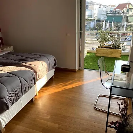 Апартаменты Spacious And Sunkissed 3br & 2 Bathrooms