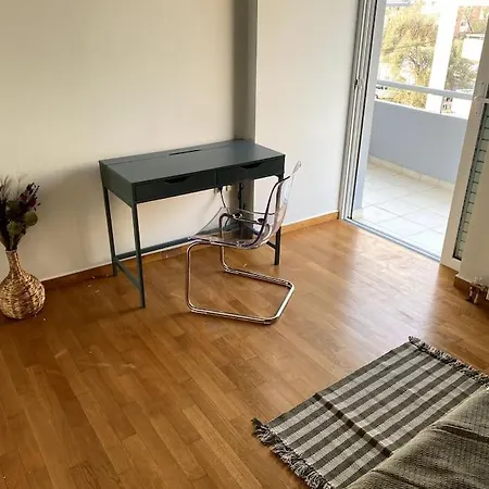 Spacious And Sunkissed 3br & 2 Bathrooms Athens