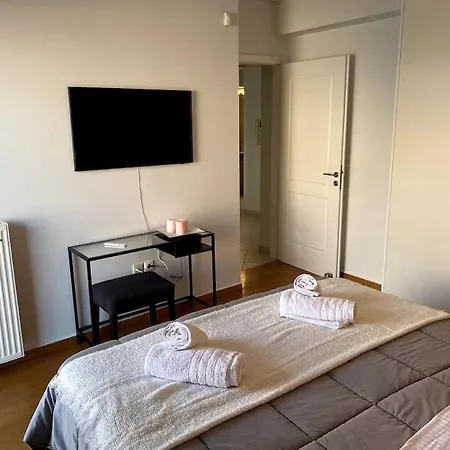 Spacious And Sunkissed 3br & 2 Bathrooms *
