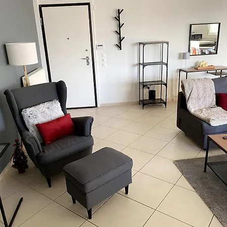 Spacious And Sunkissed 3br & 2 Bathrooms Athens